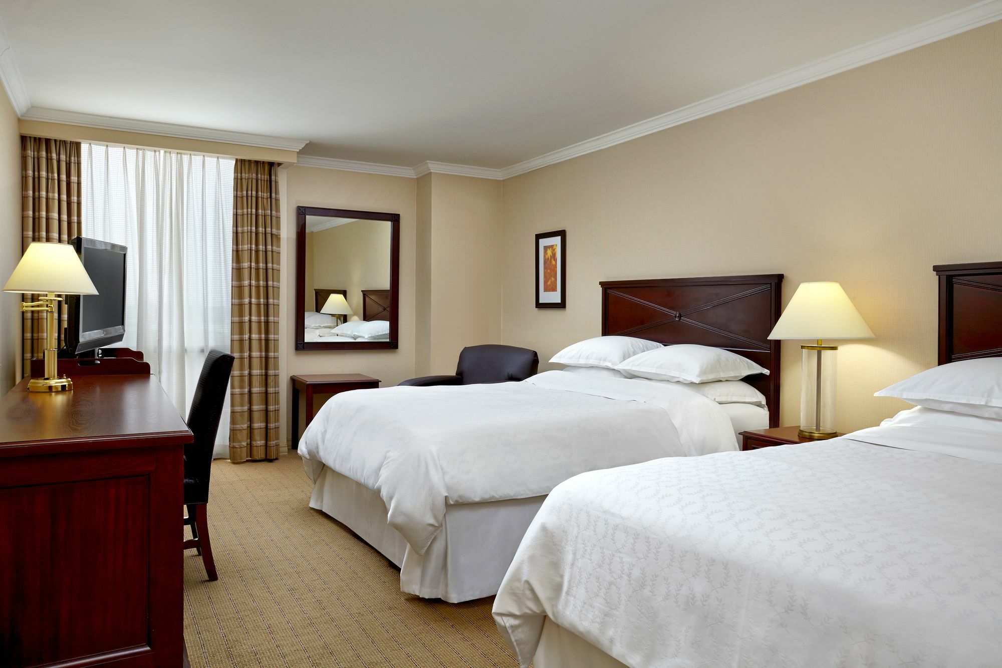 Sheraton Parkway Toronto North & 4*