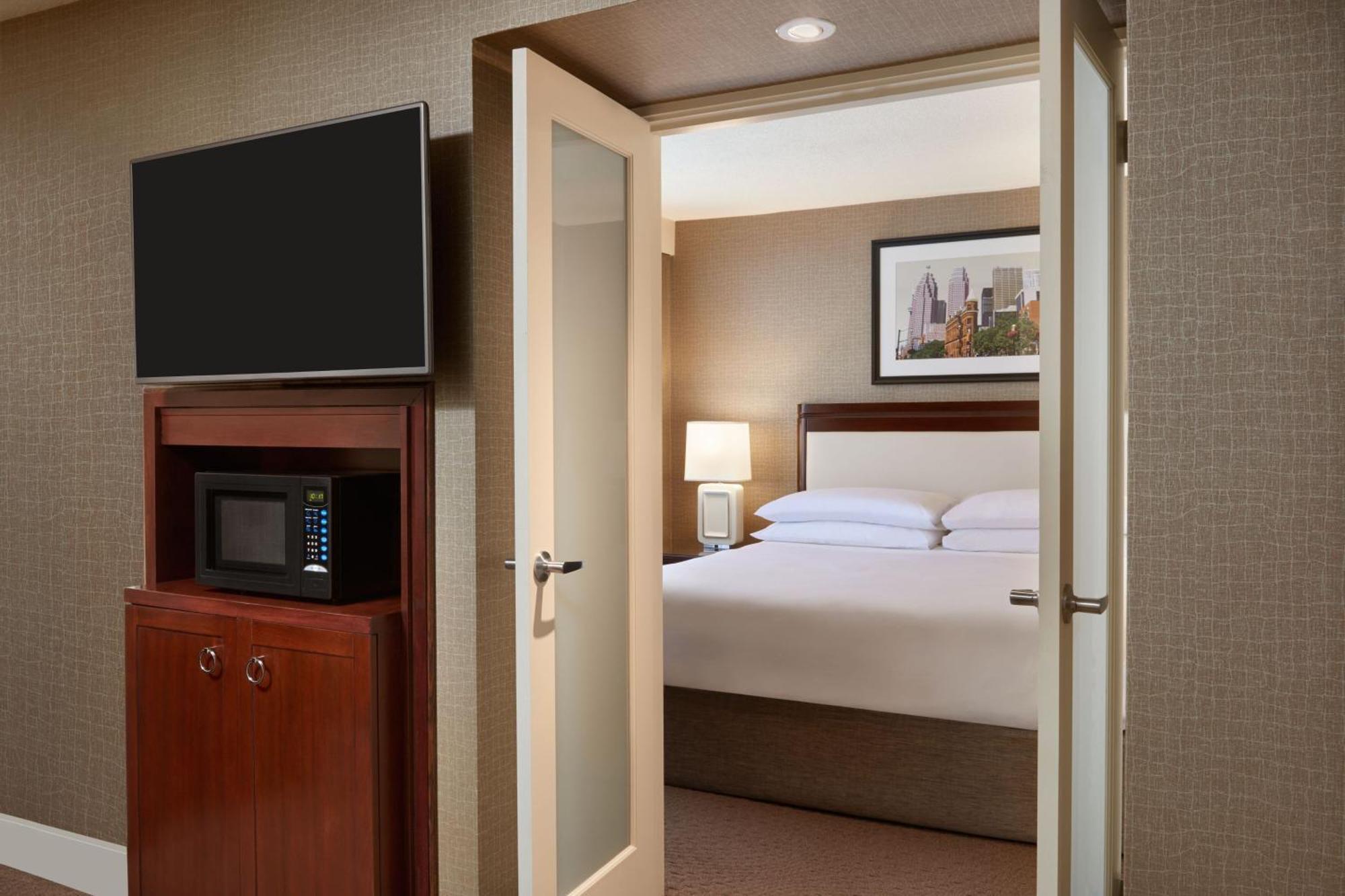Sheraton Parkway Toronto North & 4* Richmond Hill
